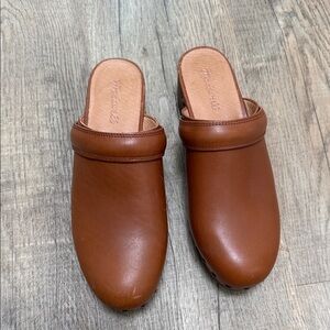 The Cecily Clog in Oiled Leather